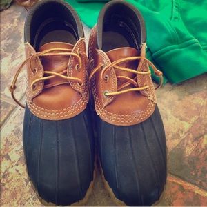 L.L. Bean Shortie Navy/Brown Leather Rain Boots